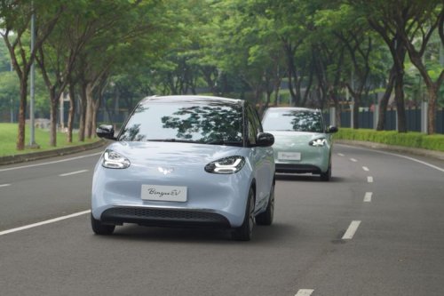 Jaecoo J5 EV vs Wuling BinguoEV: Pilih SUV atau Hatchback Listrik?