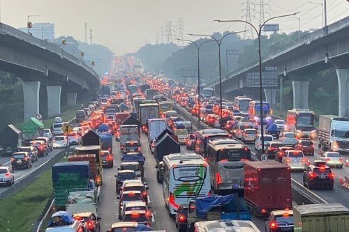 Lalin Normal, Contraflow Tol Jakarta-Cikampek Dihentikan