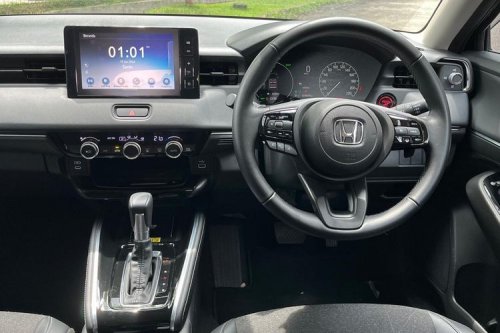 Menilik Kelebihan dan Kekurangan Honda HR-V e:HEV Termurah