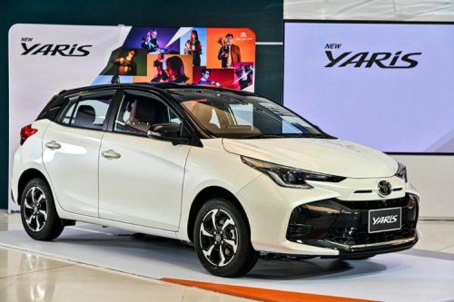 Honda Jazz vs Toyota Yaris: Persaingan Hatchback Terpanas di Indonesia