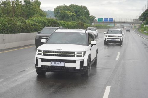 Penjualan Mobil Hybrid Meningkat di Tengah Penurunan Pasar 2025