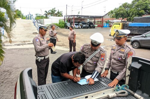 Bukti Digital Tidak Bisa Gantikan Fisik SIM dan STNK Saat Kena Tilang