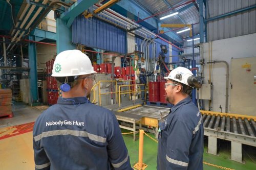 Pabrik ExxonMobil Cilegon Bisa Produksi 100 Juta Liter Oli per Tahun