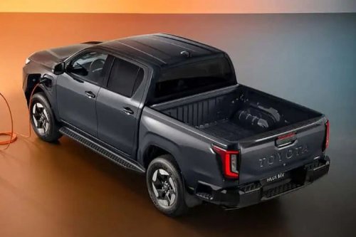 Toyota Hilux EV Meluncur, Jarak Tempuh 240 Km