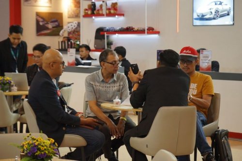 Cara MG Goda Pengunjung GJAW 2025