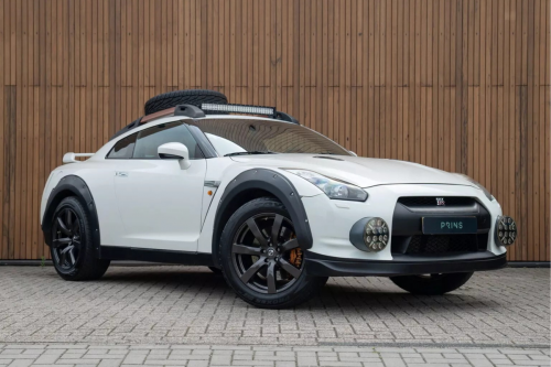 Nissan GT-R Modifikasi Off-Road: Transformasi Ekstrem