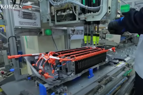 Cara Mengecek Kesehatan Baterai Mobil Hybrid