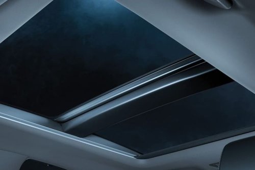 Toyota Luncurkan Camry Bensin Terbaru, Simak Ubahannya