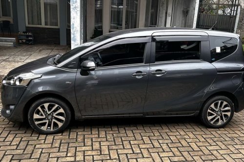 Curhat Pengguna Toyota Sienta 2017: MPV Nyaman, Tapi Agak Loyo