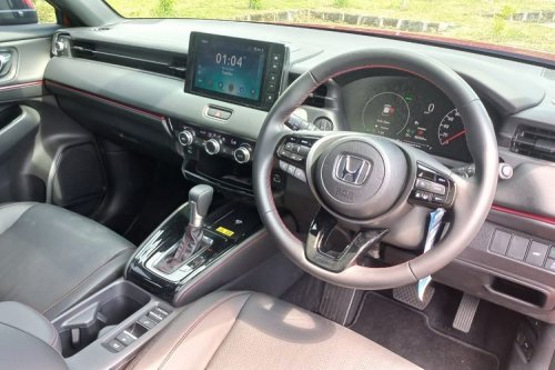 Penjualan Mobil Hybrid Honda Tembus 25 Persen