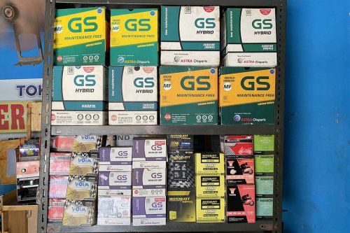 Aki Kering, Basah, dan Hybrid: Apa Bedanya?