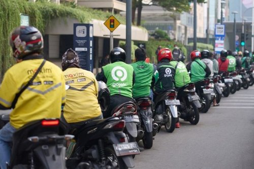 Ojek Daring: Realita dan Tantangan yang Dihadapi