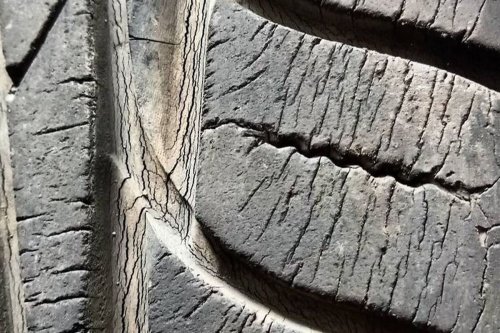 Kebiasaan Ini Bisa Bikin Ban Cepat Rusak