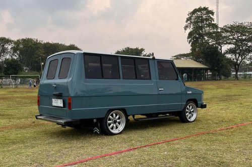 Kijang Doyok: Mobil Klasik Legendaris yang Masih Menggoda