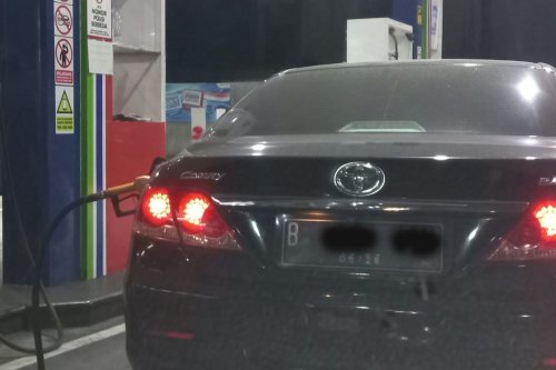 Subsidi Belum Tepat Sasaran, Mobil Mewah Banyak yang Minum Pertalite