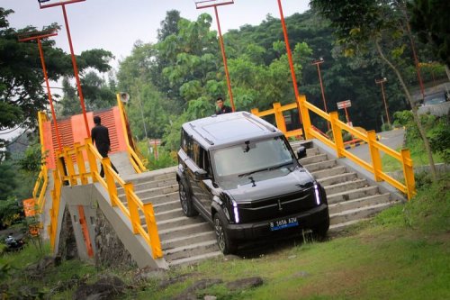 Mobil Hybrid Kini Jadi Tulang Punggung Penjualan Chery