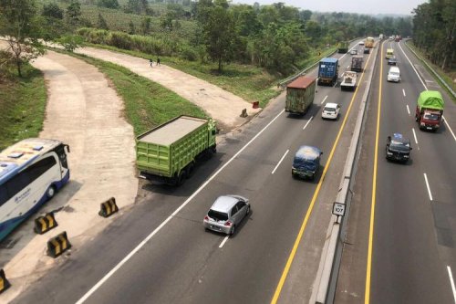 Kecepatan Berbahaya di Tol Cipularang