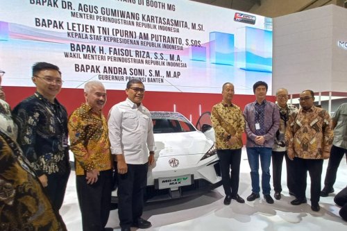 Menteri Perindustrian Tertarik MG 4 EV Max di GIIAS 2025