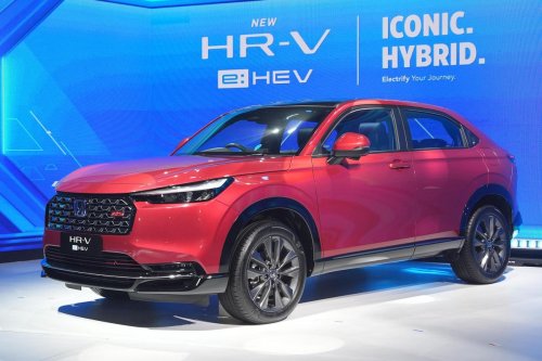 Tambah HR-V e:HEV, Cek Komparasi Harga Mobil Hybrid Bulan Ini