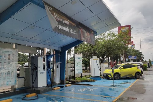 Jasa Marga Siapkan 155 SPKLU di Tol Trans Jawa