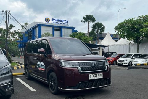 Arus Mudik Mulai Padat di GT Kalikangkung pada H-6 Lebaran