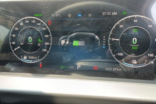 Review Chery Tiggo Cross CSH: Mobil Hybrid Irit dan Kencang