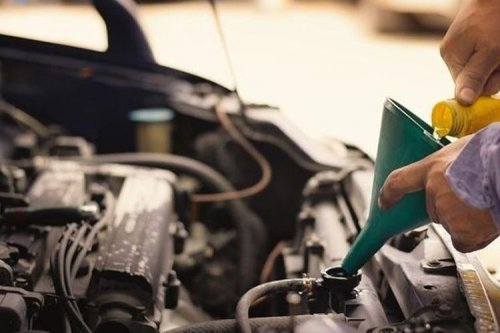 4 Penyebab Mesin Mobil Tiba-tiba Mati di Jalan