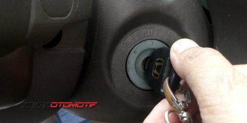 Aki Mobil Cepat Soak? Kenali Penyebabnya