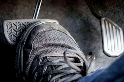 Kenapa Mobil Bisa Mengalami Rem Blong Secara Tiba-tiba?