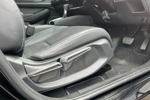 Menilik Kelebihan dan Kekurangan Honda HR-V e:HEV Termurah