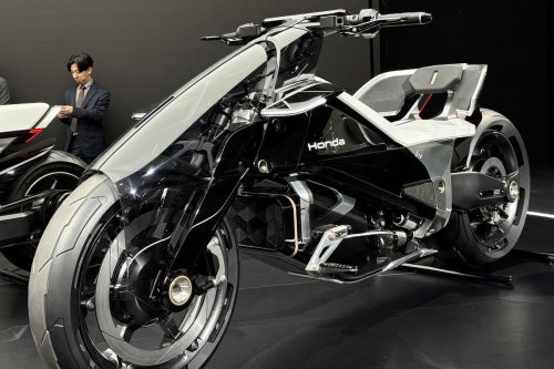 Honda EV Outlier Concept: Motor Listrik Cruiser di JMS 2025