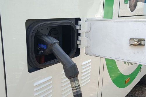 Pengalaman Seru Naik Bus Listrik PO Sumber Alam Bekasi-Yogyakarta