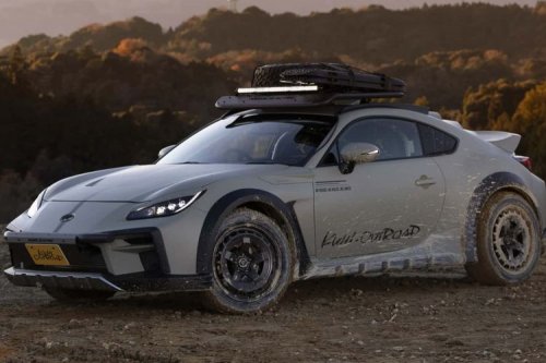 Modifikasi Toyota GR86: Sedan Sport Siap Reli