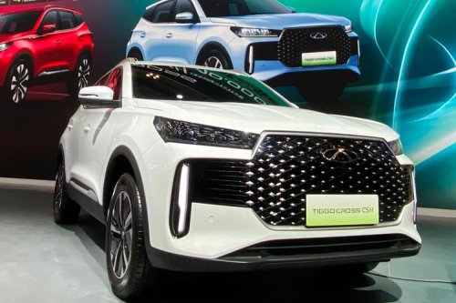 Perang Harga SUV Ringkas Hybrid di GIIAS 2025