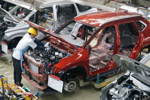 Toyota Bocorkan Tahapan Pengembangan Baterai di Indonesia