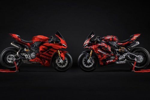 Ducati Rilis Panigale V2 Edisi Khusus Marquez dan Bagnaia