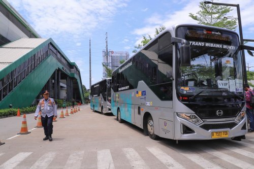 Bus Trans Wibawa Mukti: Transportasi Andalan Bekasi