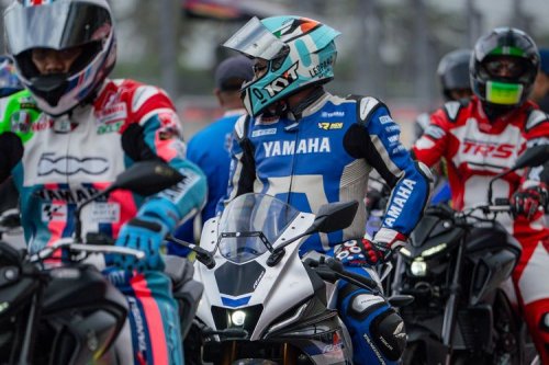Tes Yamaha R15 di Sirkuit Mandalika, Menyenangkan untuk Pemula