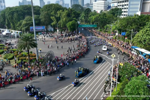 Acara HUT ke-80 TNI, Kawasan Monas Mulai Dipadati Warga