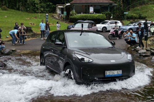 Ajak Jalan-jalan Geely EX2 Jakarta-Cibodas