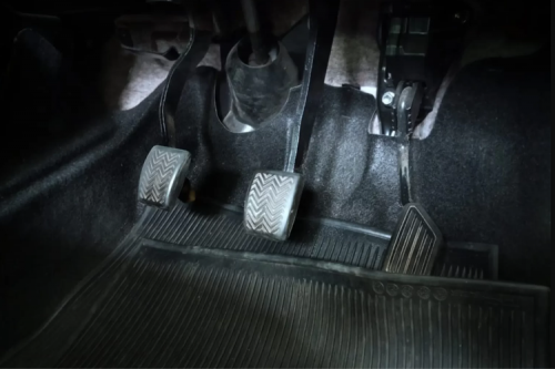 Jangan Tertipu, Ini Tanda Mobil Pernah Terendam Banjir