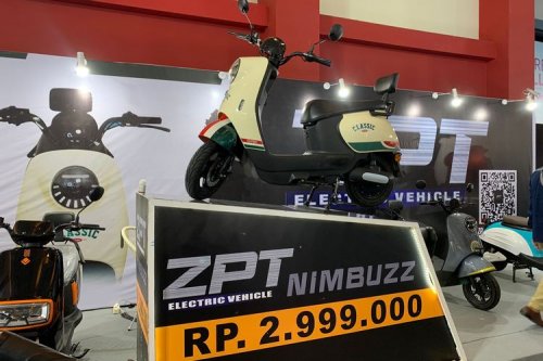 Pertarungan SUV Rp 250 Juta, Pelek Rusak Marquez