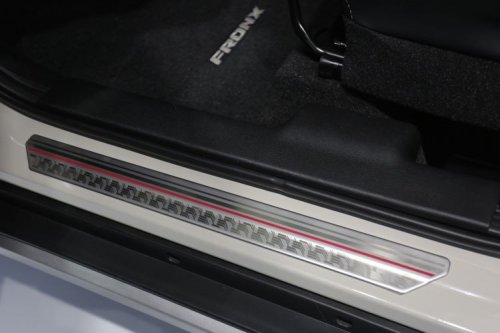 Suzuki Tawarkan Aksesori Resmi Fronx di GIIAS 2025