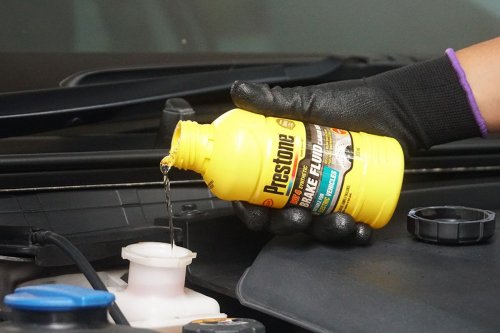 Punya Torsi Besar, Mobil Listrik Membutuhkan Minyak Rem Khusus