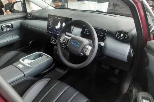 Aion UT Tertangkap Kamera, Siap Meluncur di Indonesia?