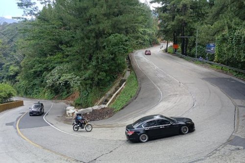 Tips Lebaran Aman, Mengemudi Mobil FWD di Tanjakan