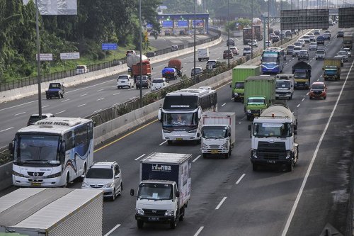Pembatasan Operasional Angkutan Barang Selama Lebaran 2025 Berlaku Hari Ini