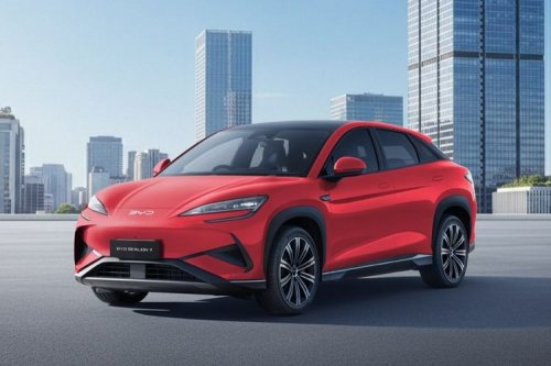 BYD Lengkapi Varian Mobil Listrik Andalannya di IIMS 2026