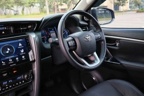 Komparasi GWM Tank 500 Diesel Vs Toyota Fortuner