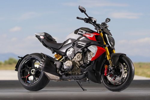 Ducati Diavel V4 RS, Motor Santai dengan Mesin Panigale